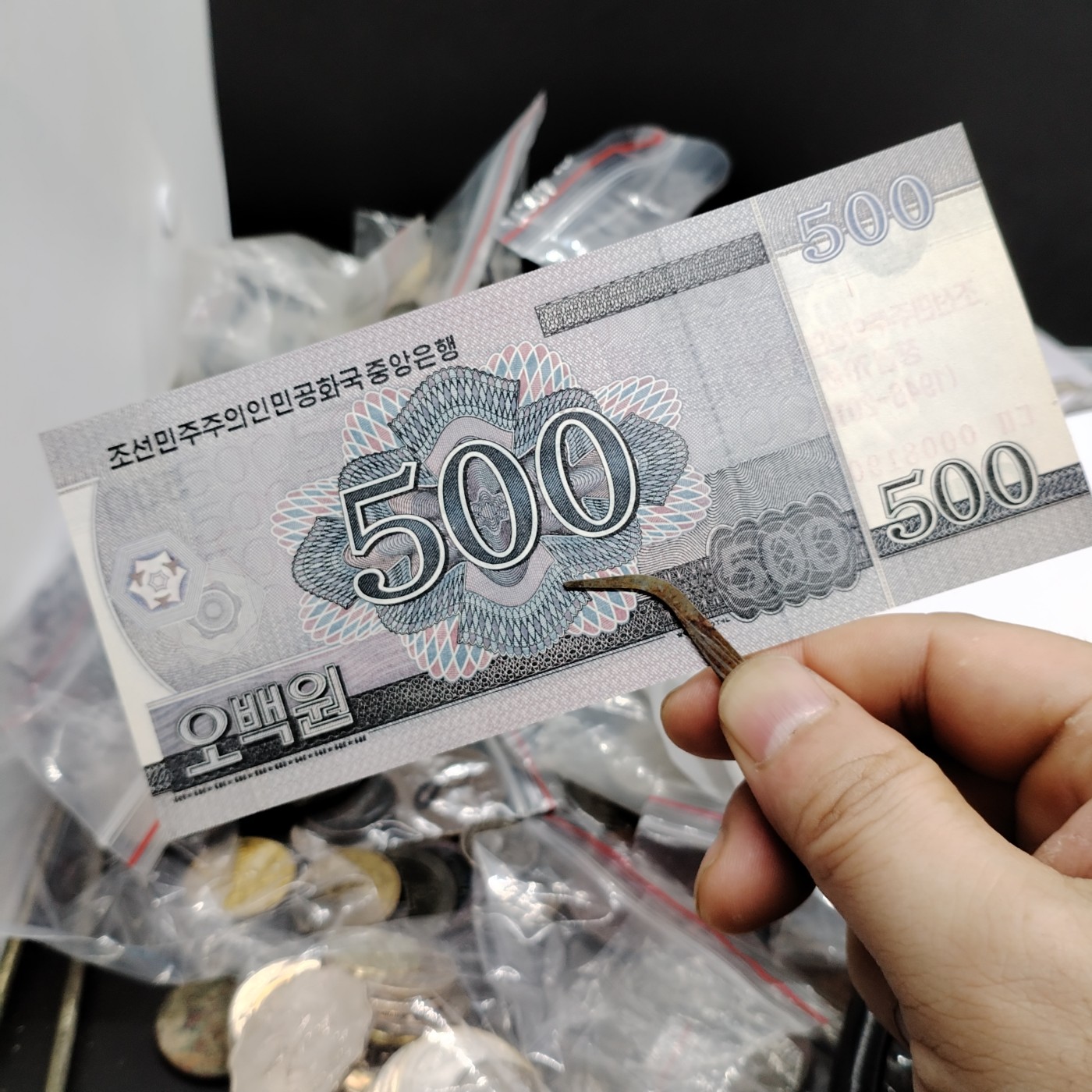 朝鲜货币(朝鲜货币5000等于人民币多少钱)