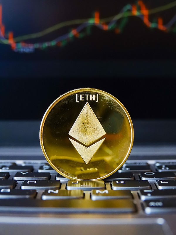 ETH链游(eth区块链浏览器)